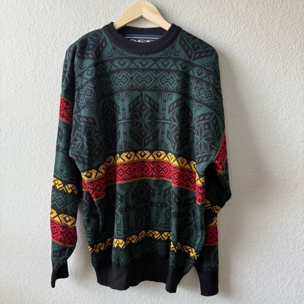 Men's Vintage 90s Ossi Skiwear Crewneck Sweater with Geometric Design Size L‎